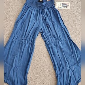 Blue Wide-Leg Pants. Size Small